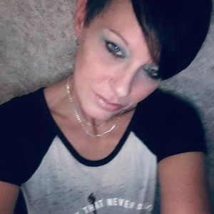 Meet your Posher, Tosha